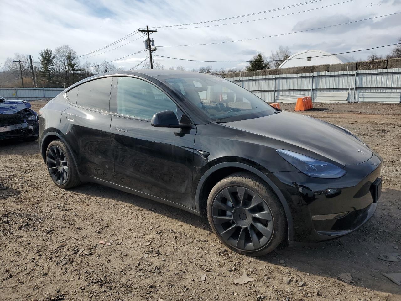 2024 TESLA MODEL Y - Image 4