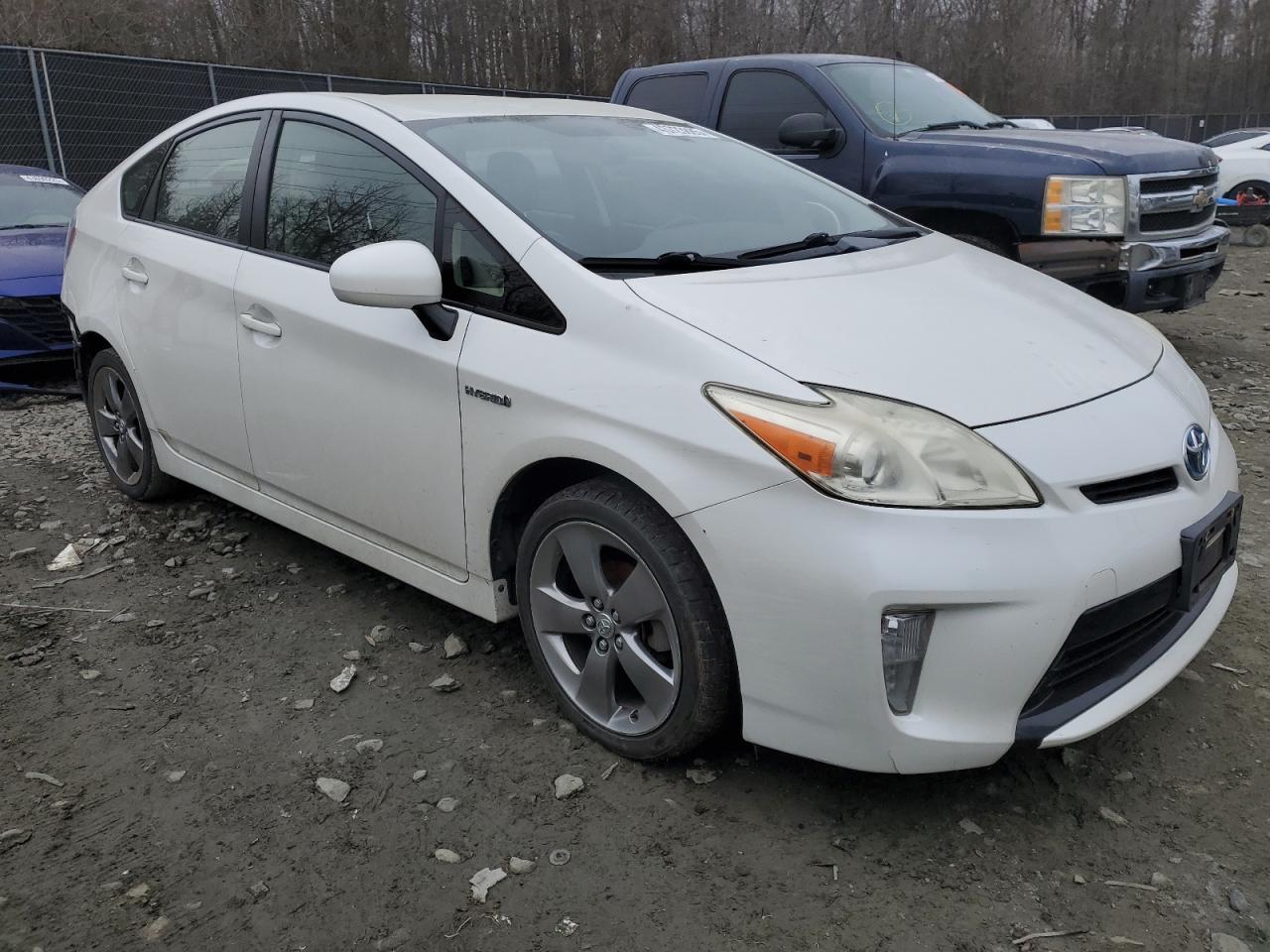 2013 TOYOTA PRIUS - Фото 4