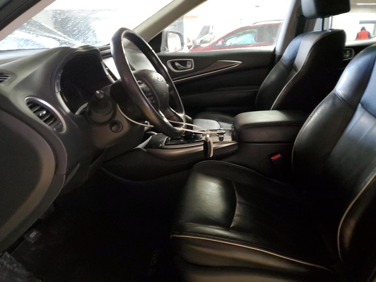 2019 INFINITI QX60 LUXE - Image 7