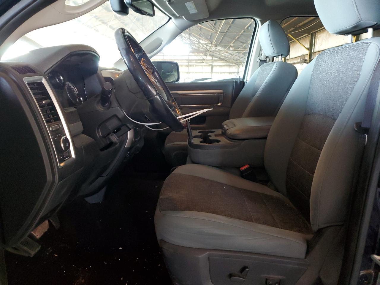 2017 RAM 1500 SLT - Image 7