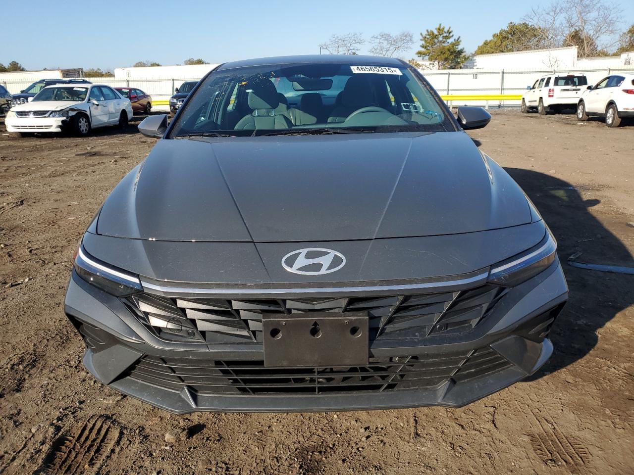 2024 HYUNDAI ELANTRA SE - Фото 5