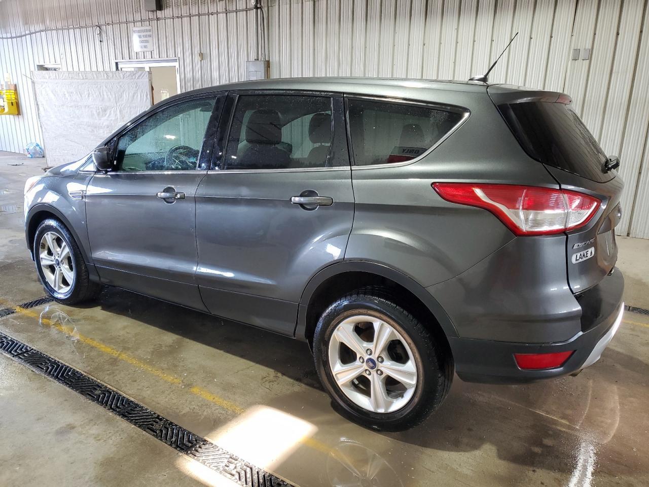 2015 FORD ESCAPE SE - Image 2
