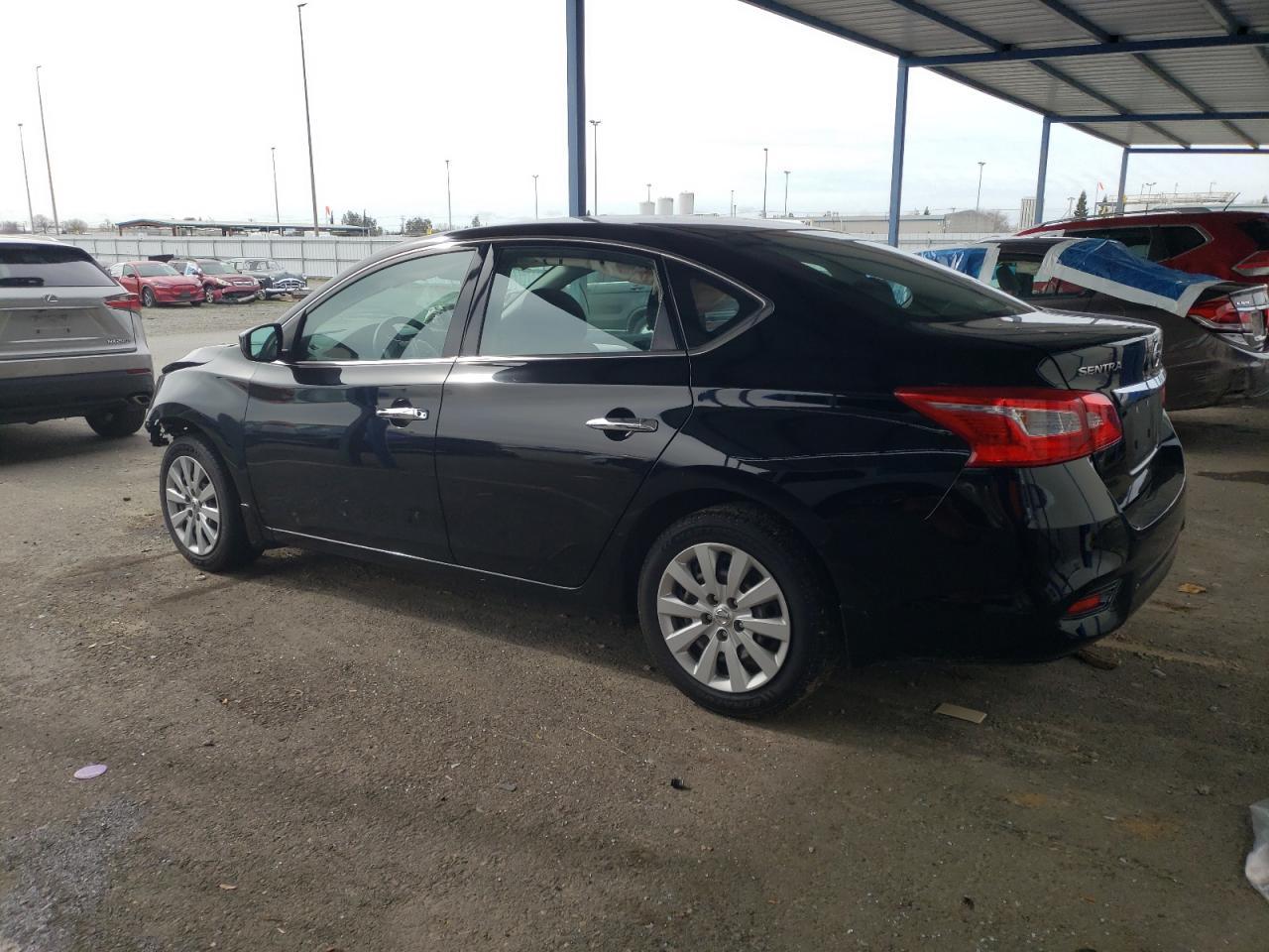 2017 NISSAN SENTRA S - Фото 2