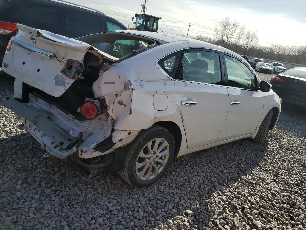2017 NISSAN SENTRA S - Фото 3