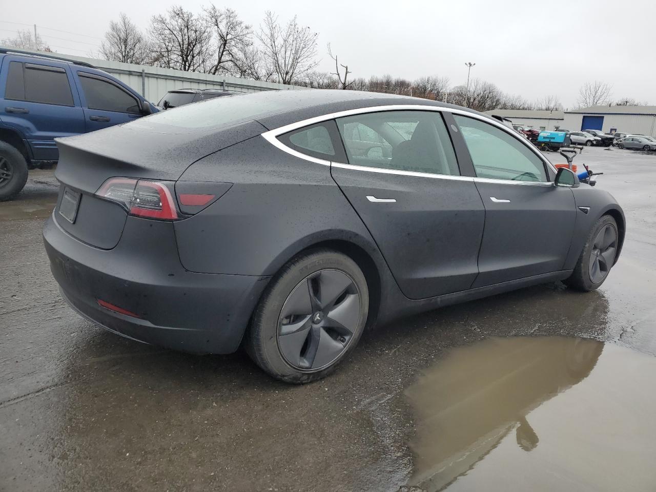 2019 TESLA MODEL 3 - Image 3