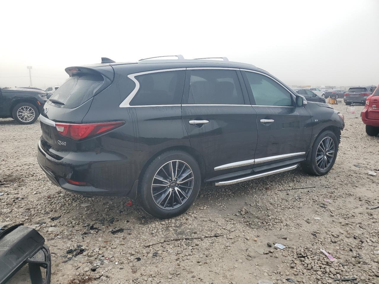 2017 INFINITI QX60 - Фото 3