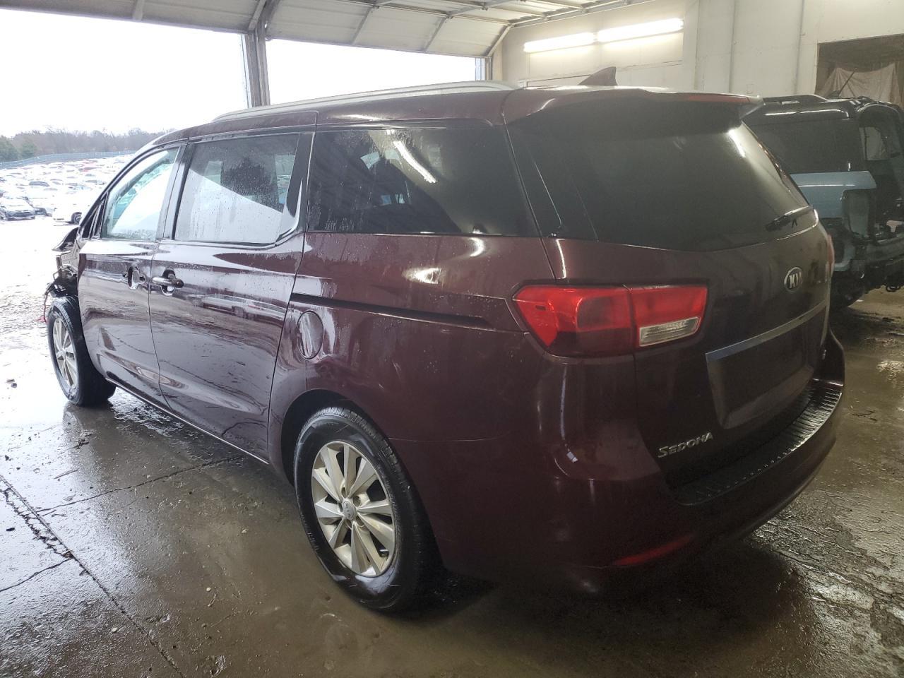 2017 KIA SEDONA LX - Image 2