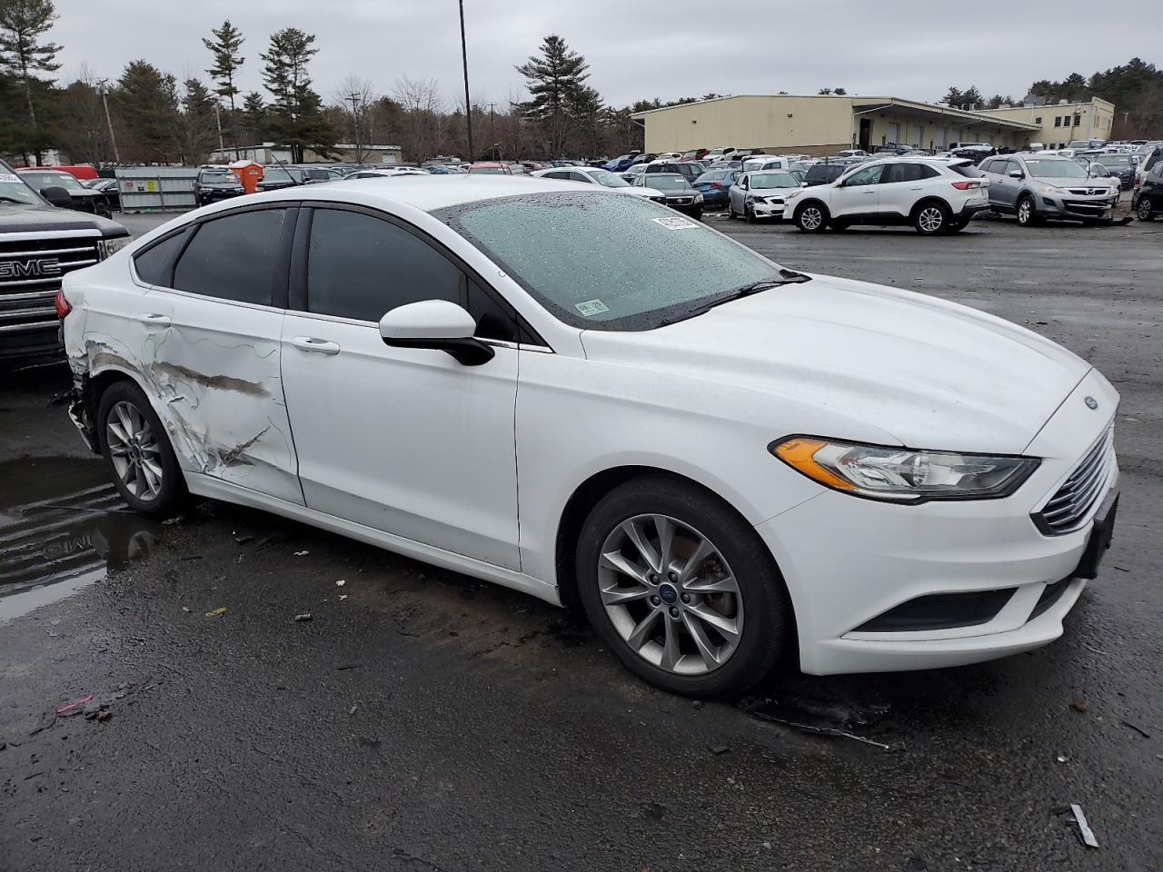 2017 FORD FUSION SE - Image 4