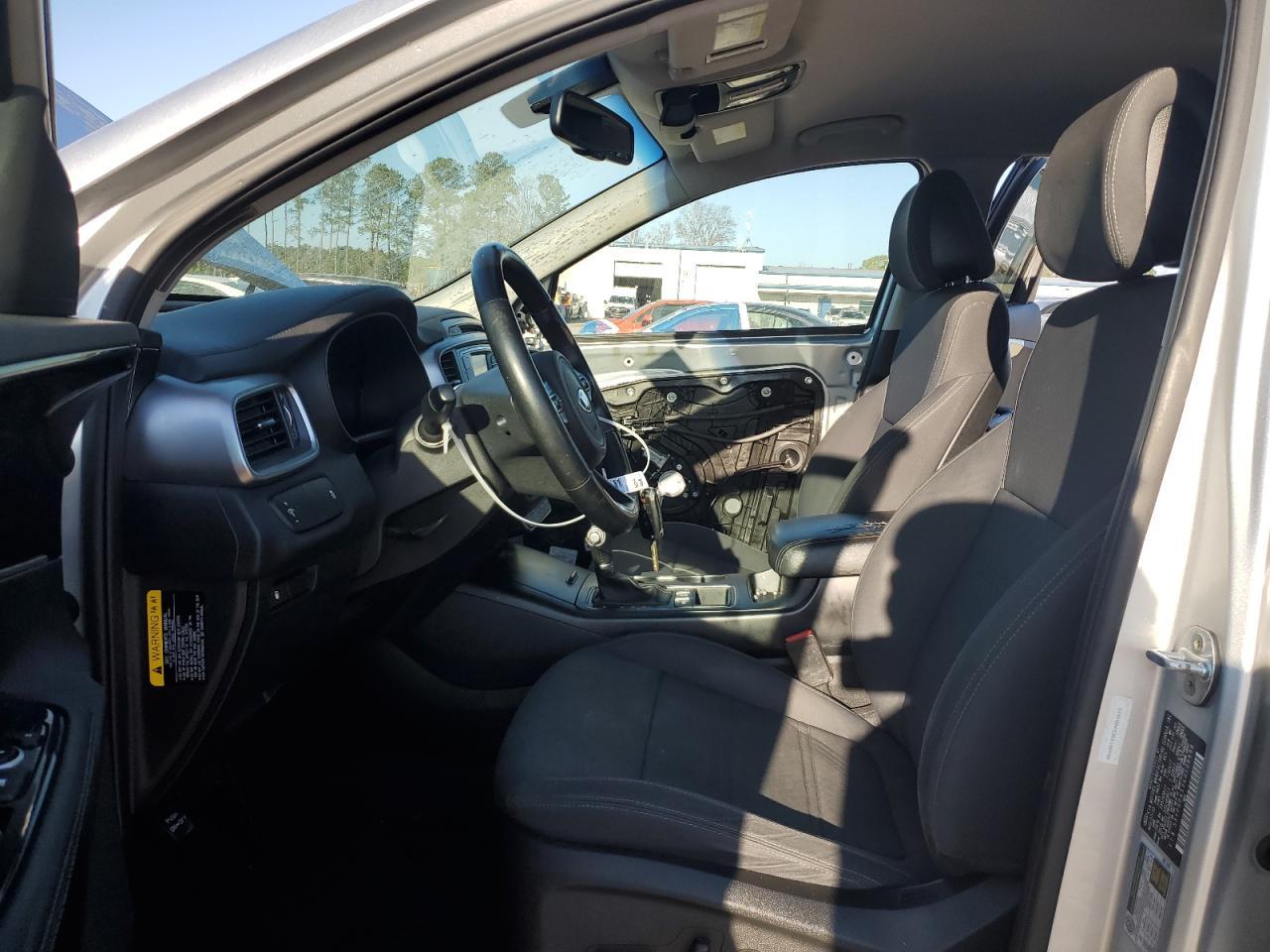 2016 KIA SORENTO LX - Image 7