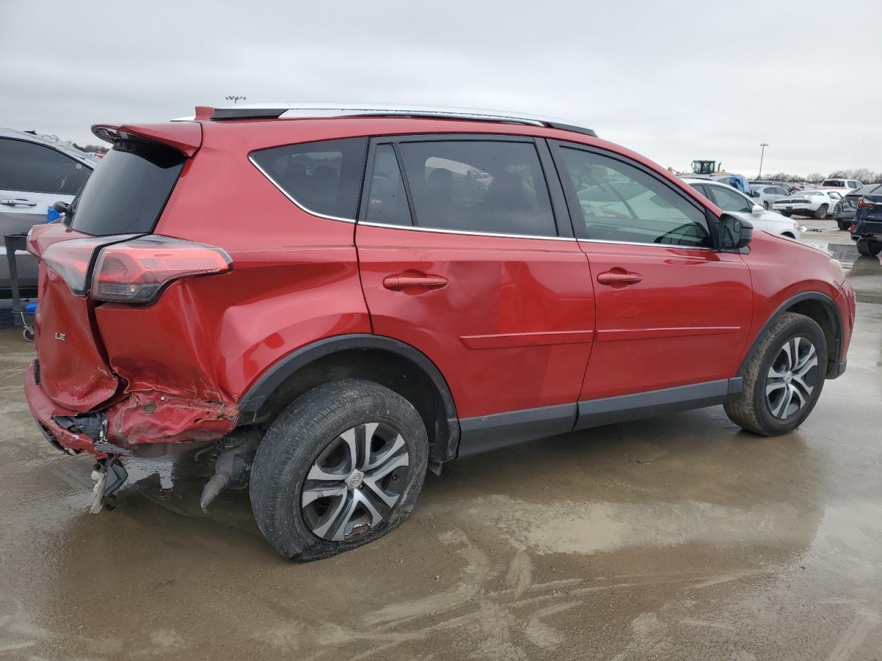 2016 TOYOTA RAV4 LE - Фото 3
