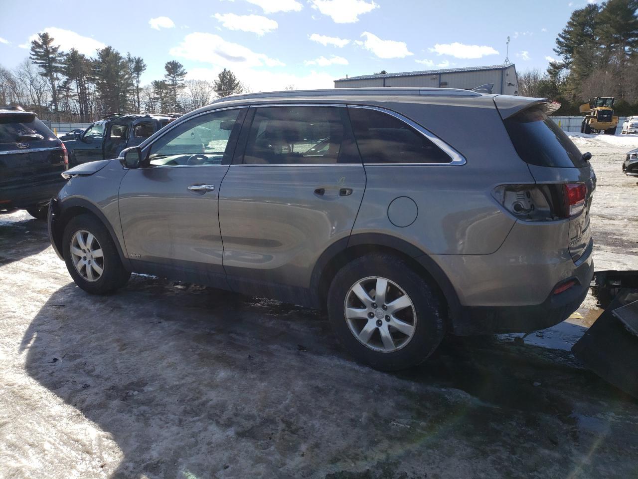 2016 KIA SORENTO LX - Image 2