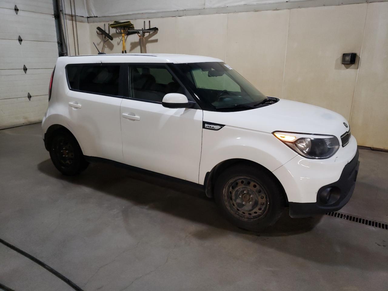 2017 KIA SOUL - Image 4