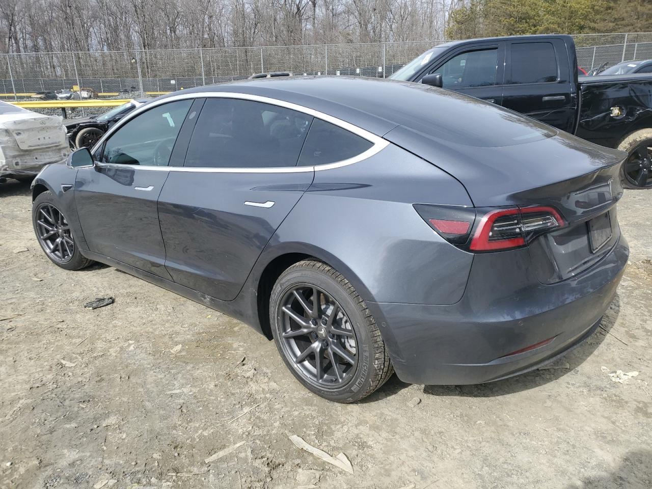 2019 TESLA MODEL 3 - Image 2