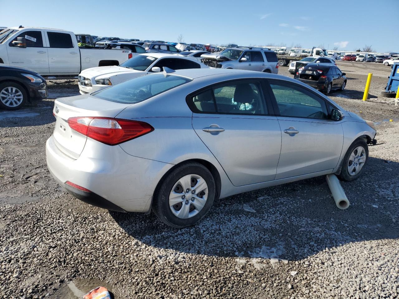 2015 KIA FORTE LX - Фото 3