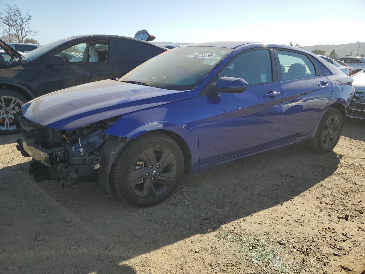2023 HYUNDAI ELANTRA SE