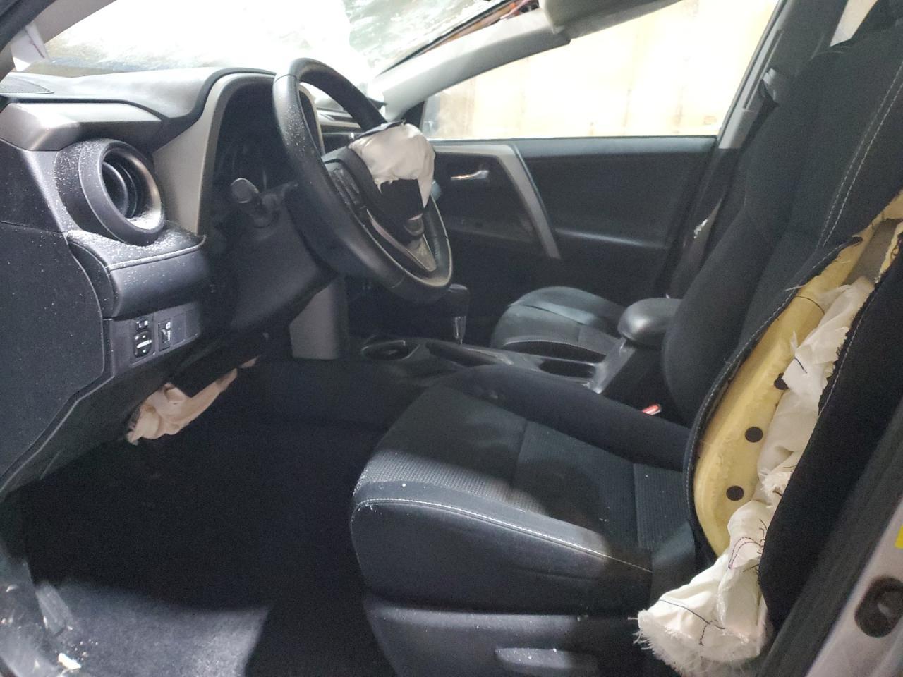 2016 TOYOTA RAV4 XLE - Фото 7
