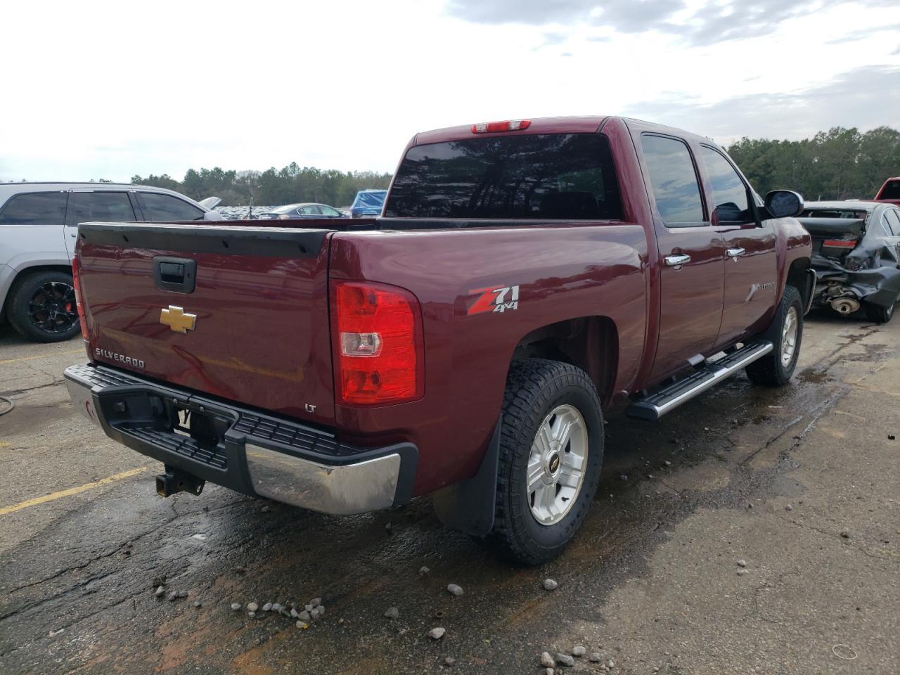 2013 CHEVROLET SILVERADO - Фото 3