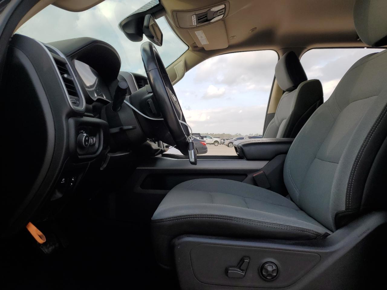 2019 RAM 1500 BIG H - Image 7