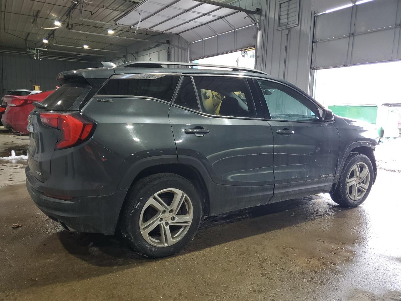 2018 GMC TERRAIN SL - Image 3