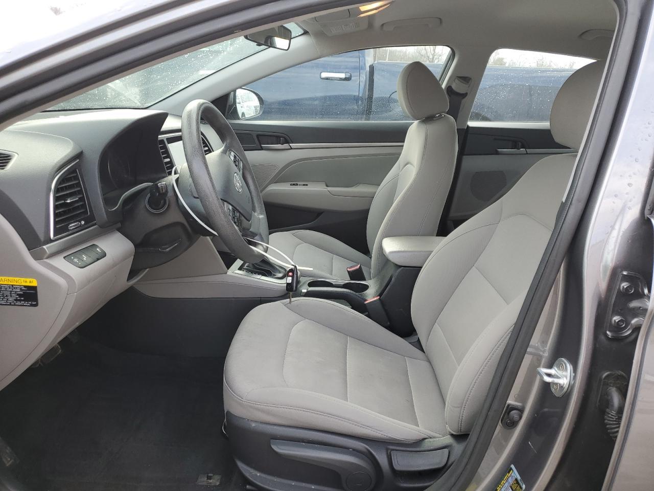 2018 HYUNDAI ELANTRA SE - Фото 7