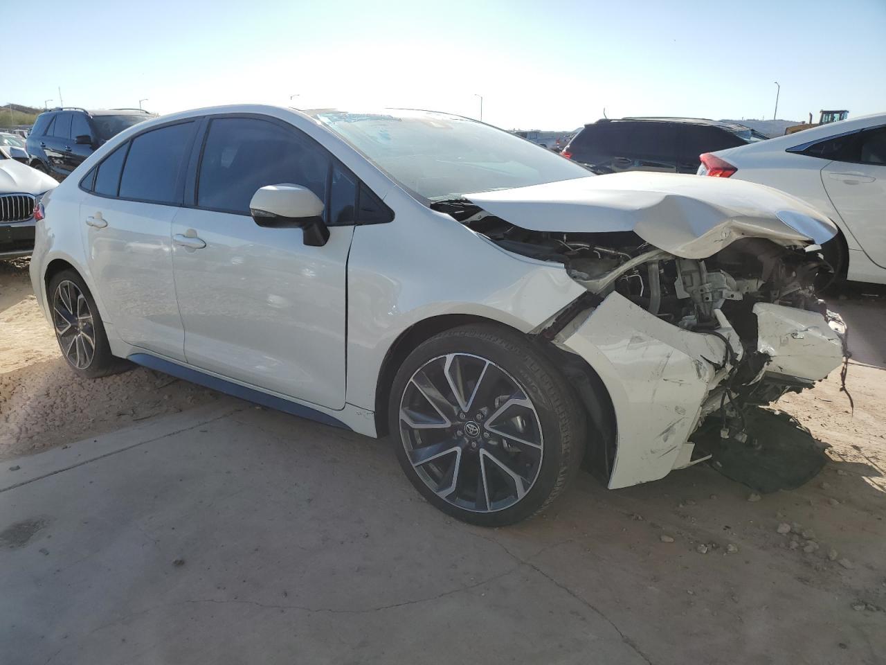 2020 TOYOTA COROLLA SE - Фото 4