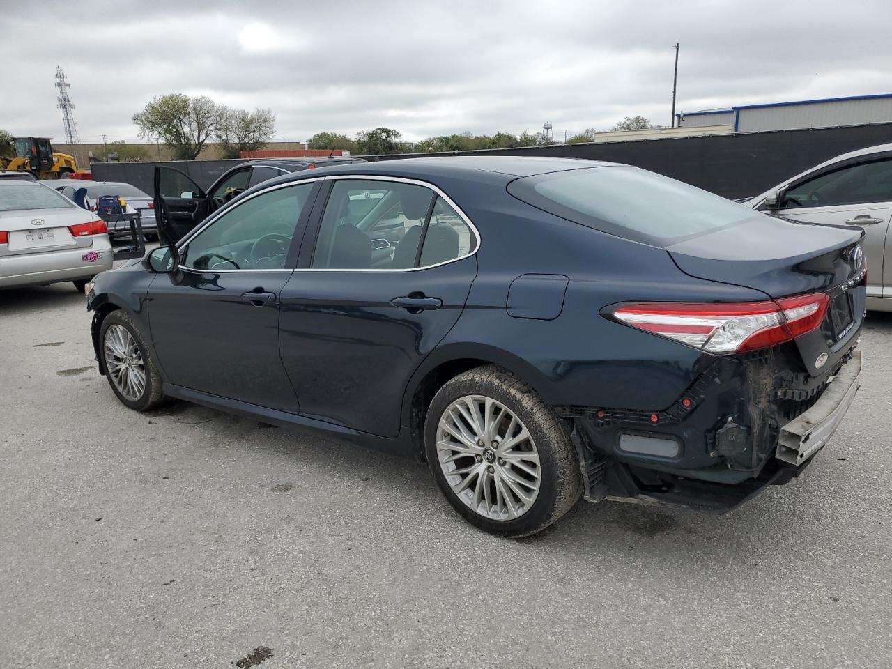 2018 TOYOTA CAMRY L - Image 2