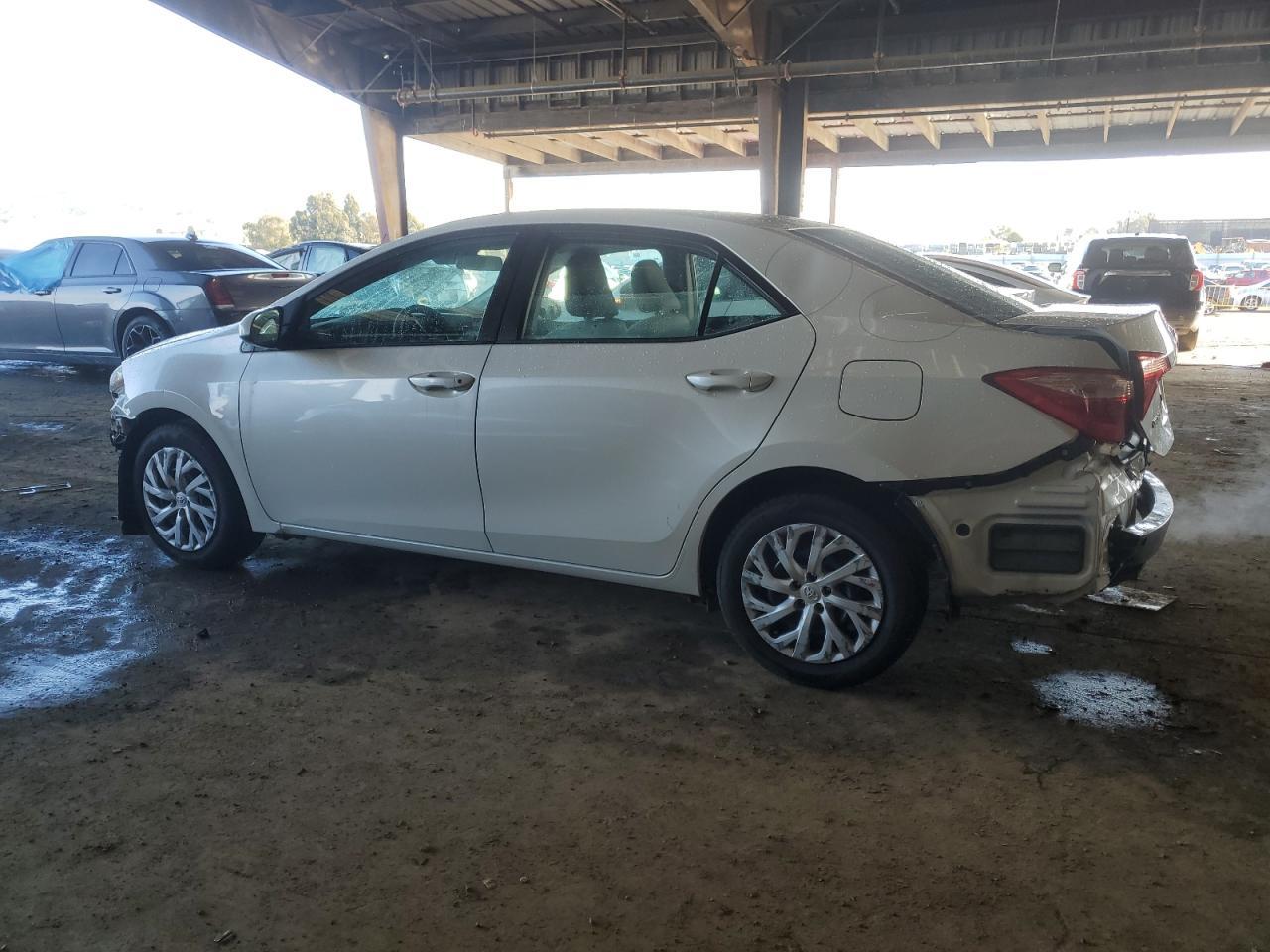 2018 TOYOTA COROLLA L - Image 2