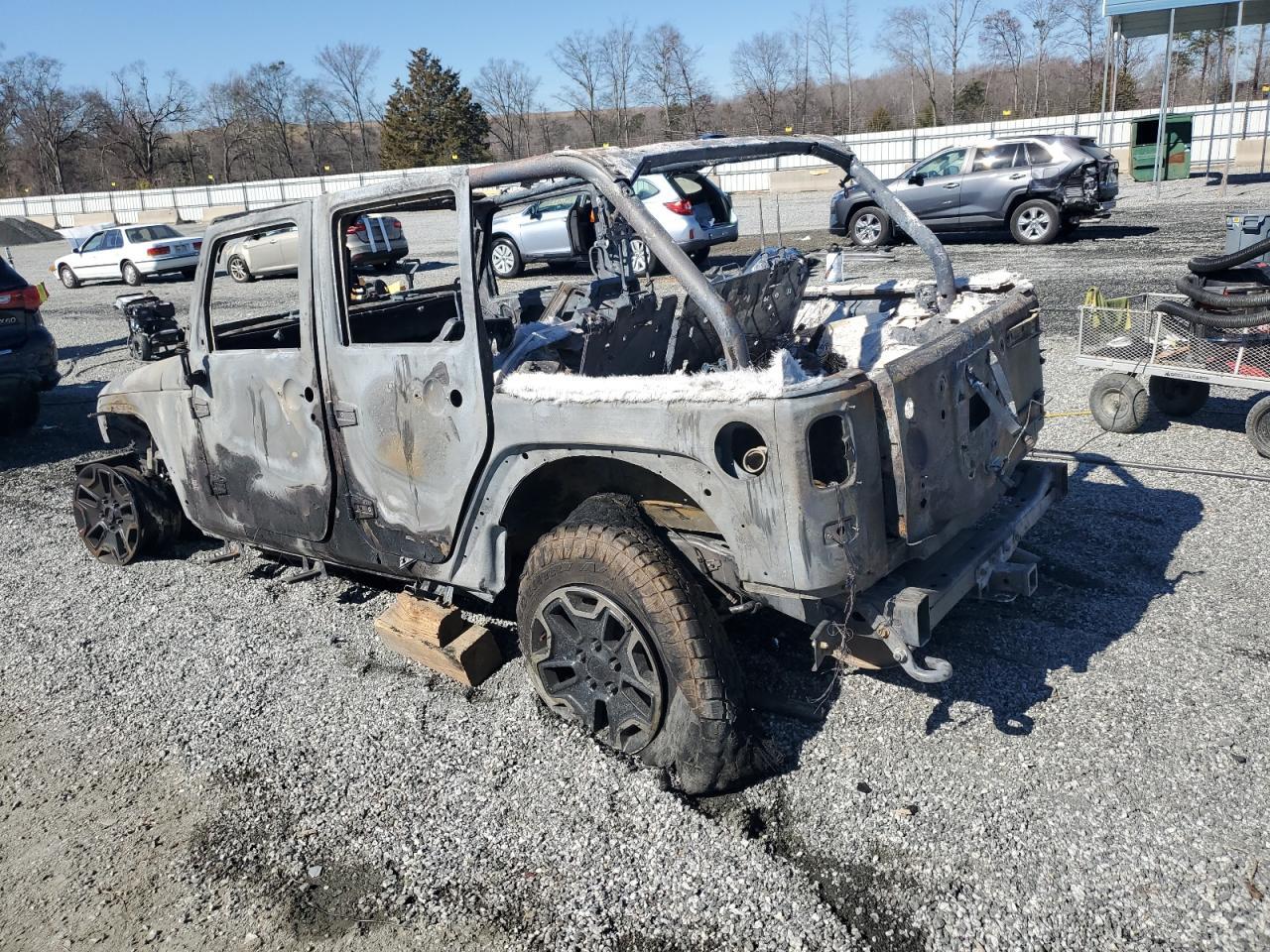 2014 JEEP WRANGLER U - Фото 2