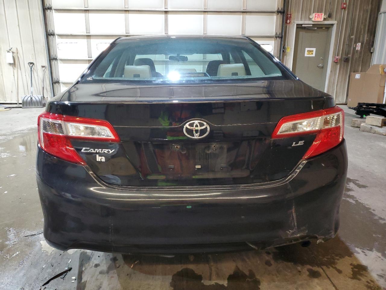 2014 TOYOTA CAMRY L - Фото 6