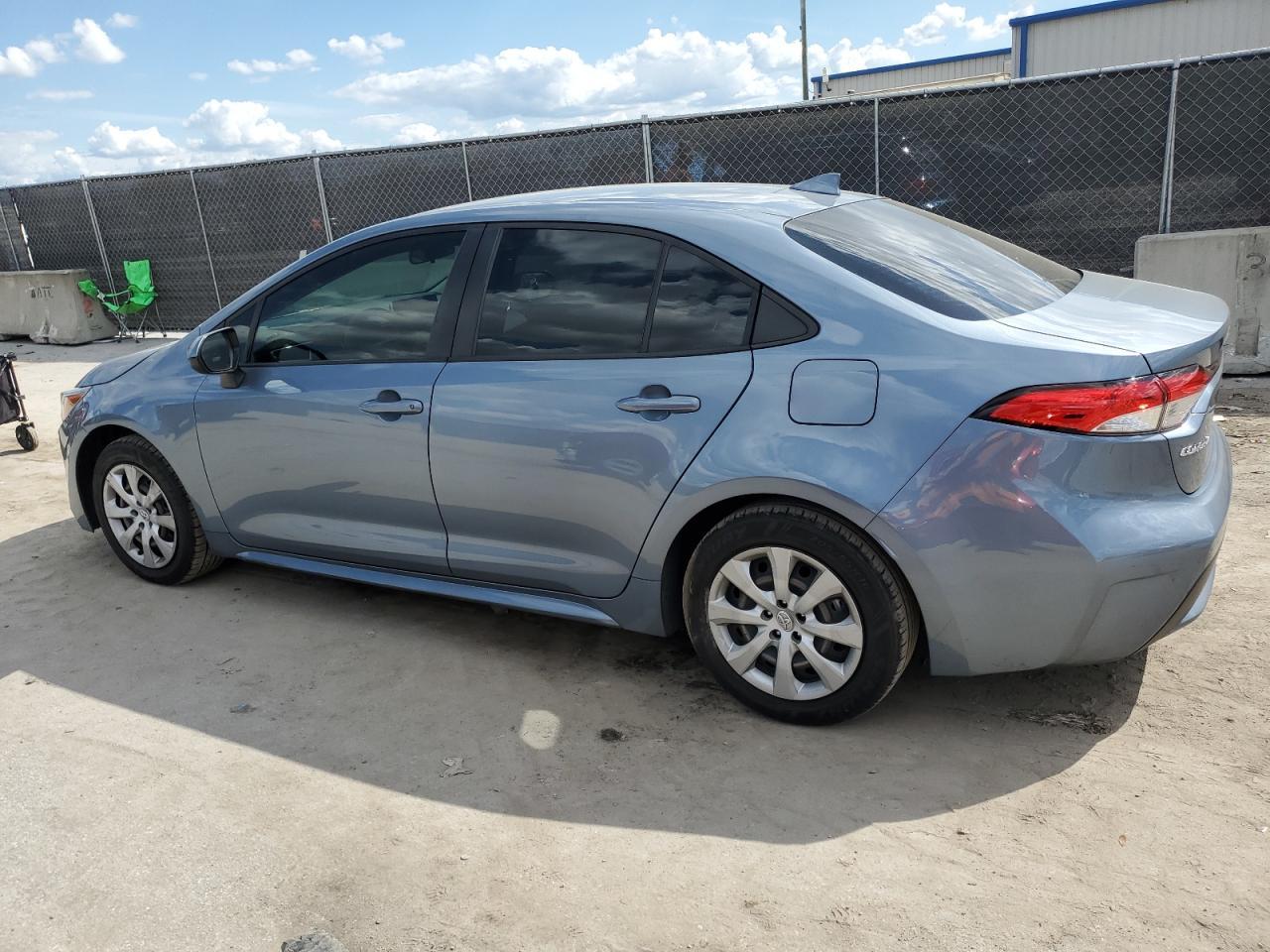 2021 TOYOTA COROLLA LE - Image 2