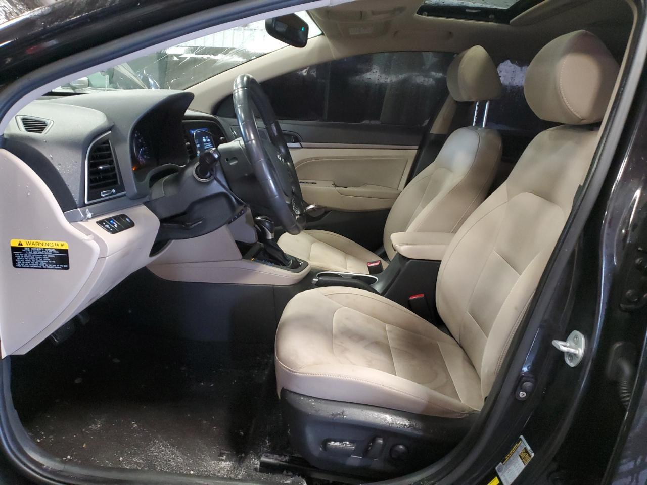 2017 HYUNDAI ELANTRA SE - Фото 7