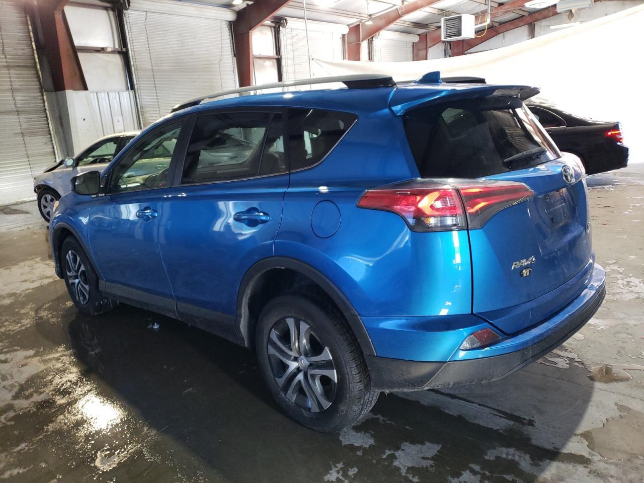 2017 TOYOTA RAV4 LE - Image 2
