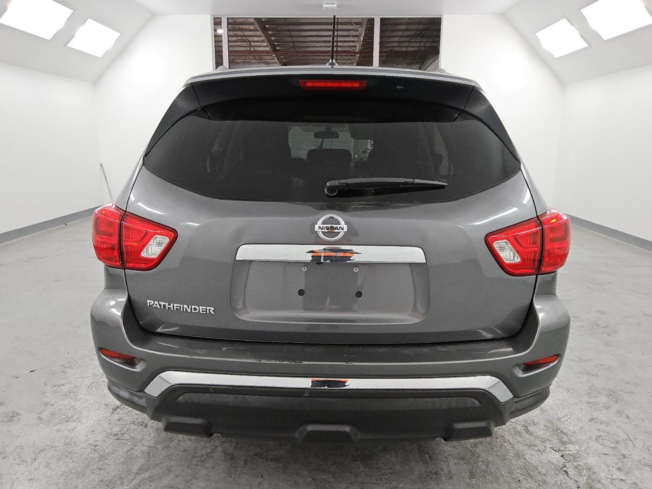 2017 NISSAN PATHFINDER - Фото 6