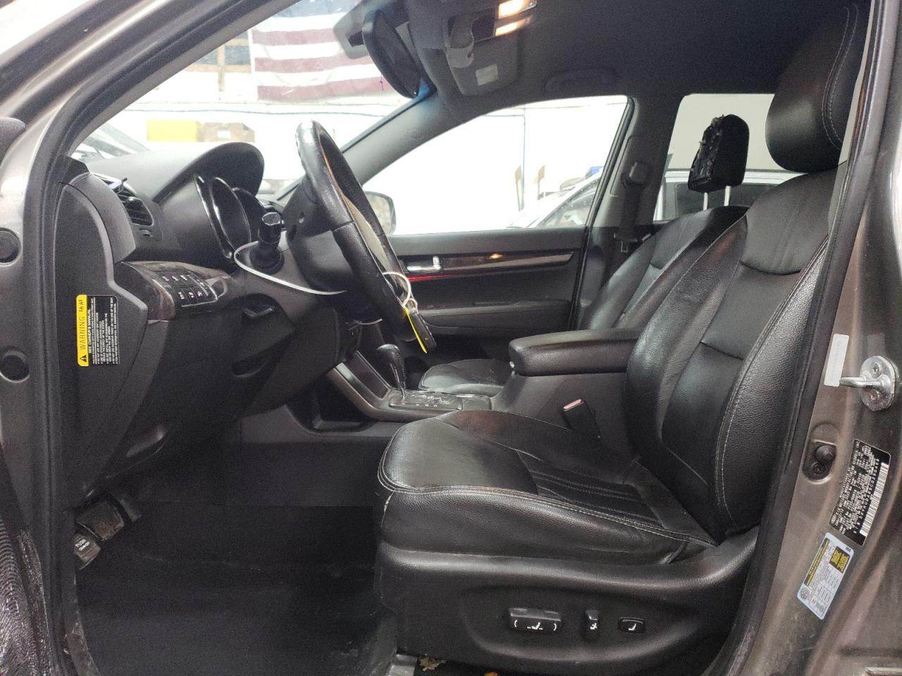 2012 KIA SORENTO EX - Image 7