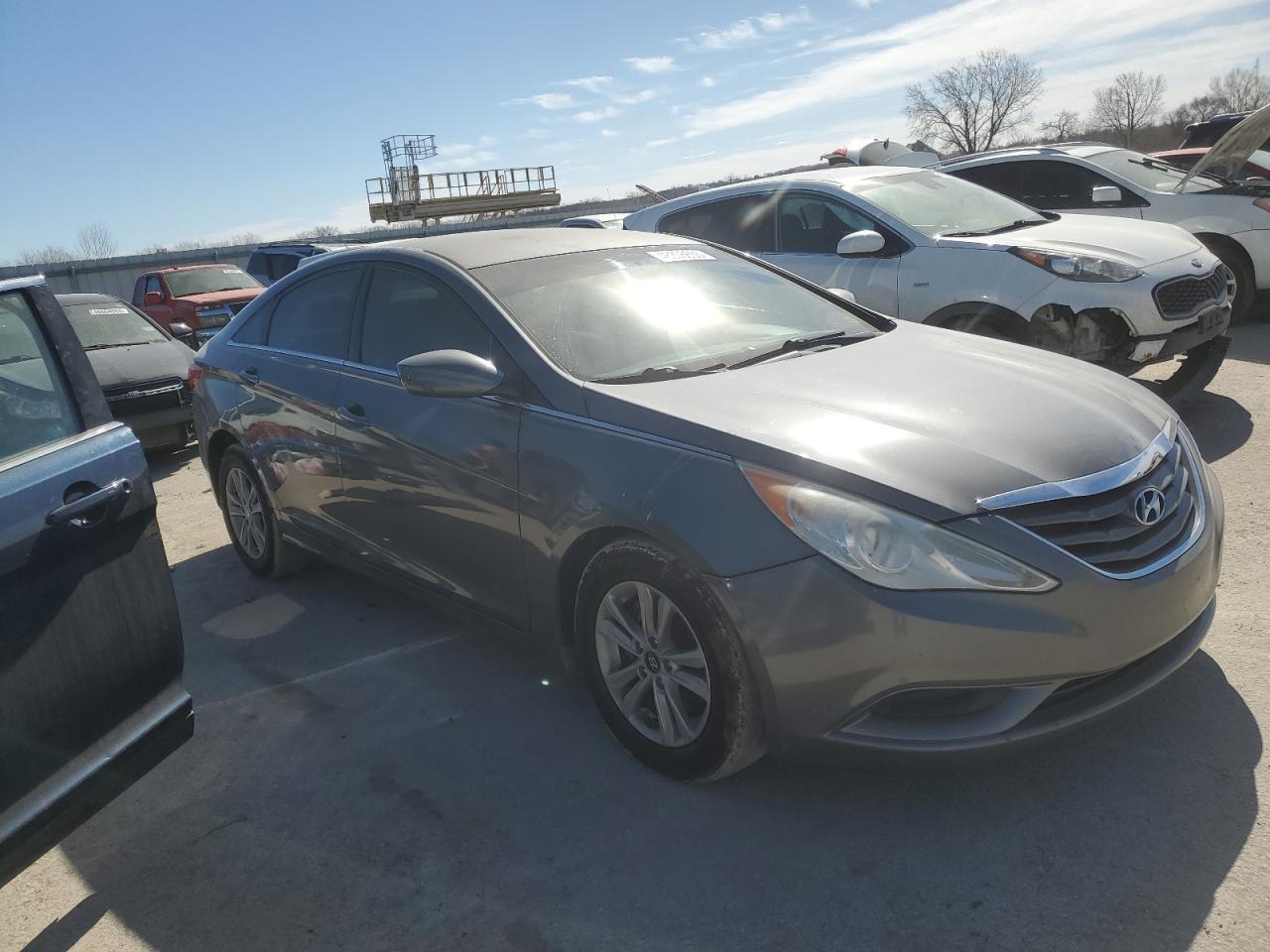 2013 HYUNDAI SONATA GLS - Image 4