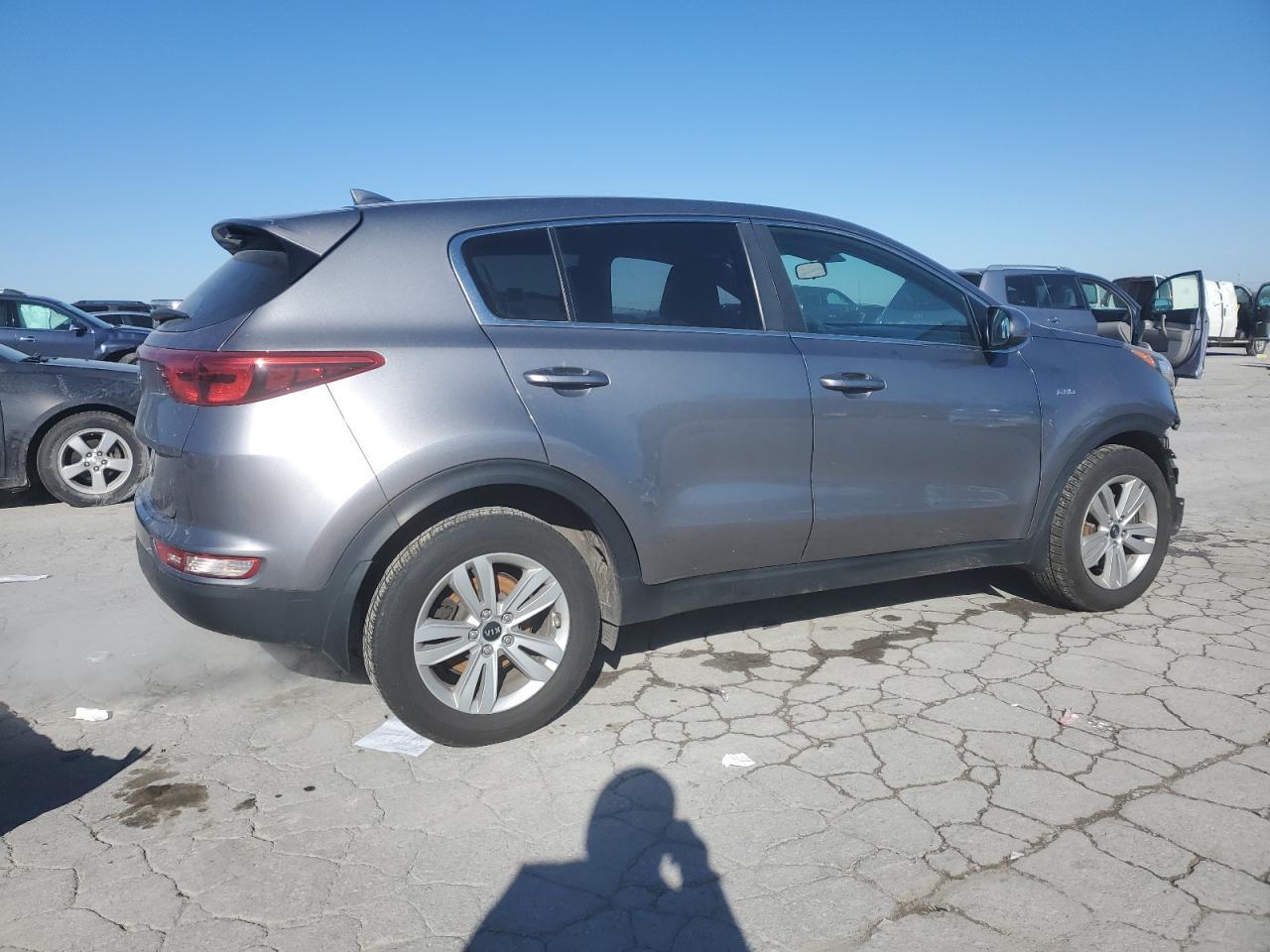 2017 KIA SPORTAGE L - Image 3