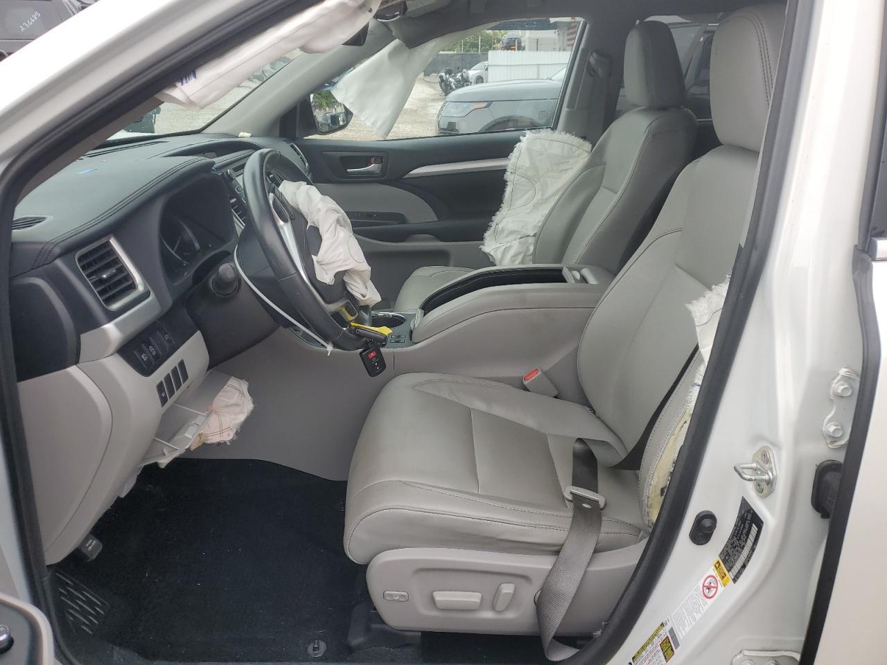 2018 TOYOTA HIGHLANDER - Image 7