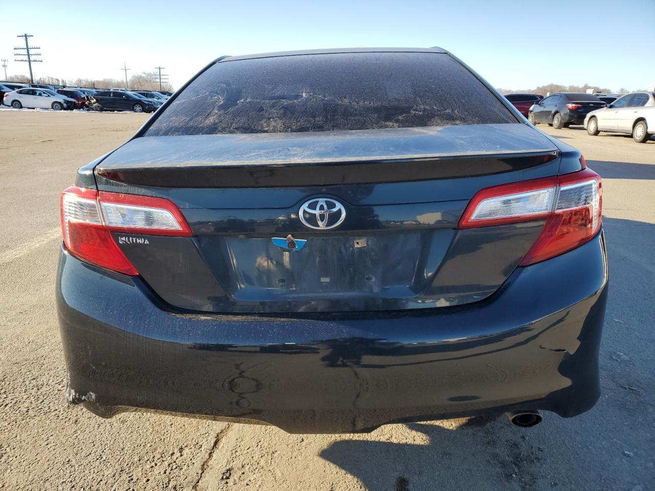 2014 TOYOTA CAMRY L - Image 6