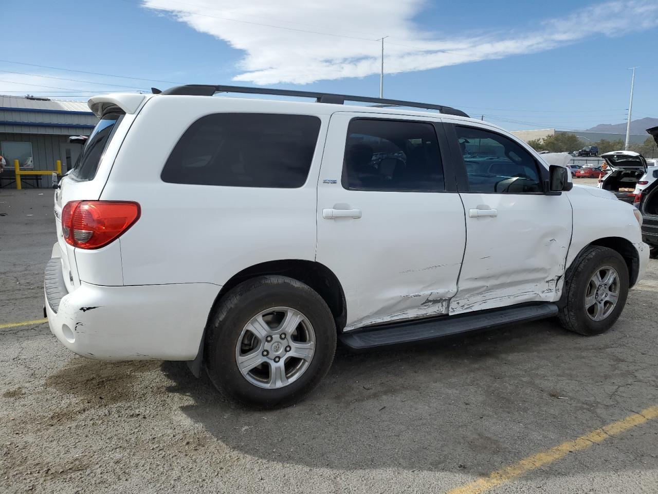 2012 TOYOTA SEQUOIA SR - Image 3