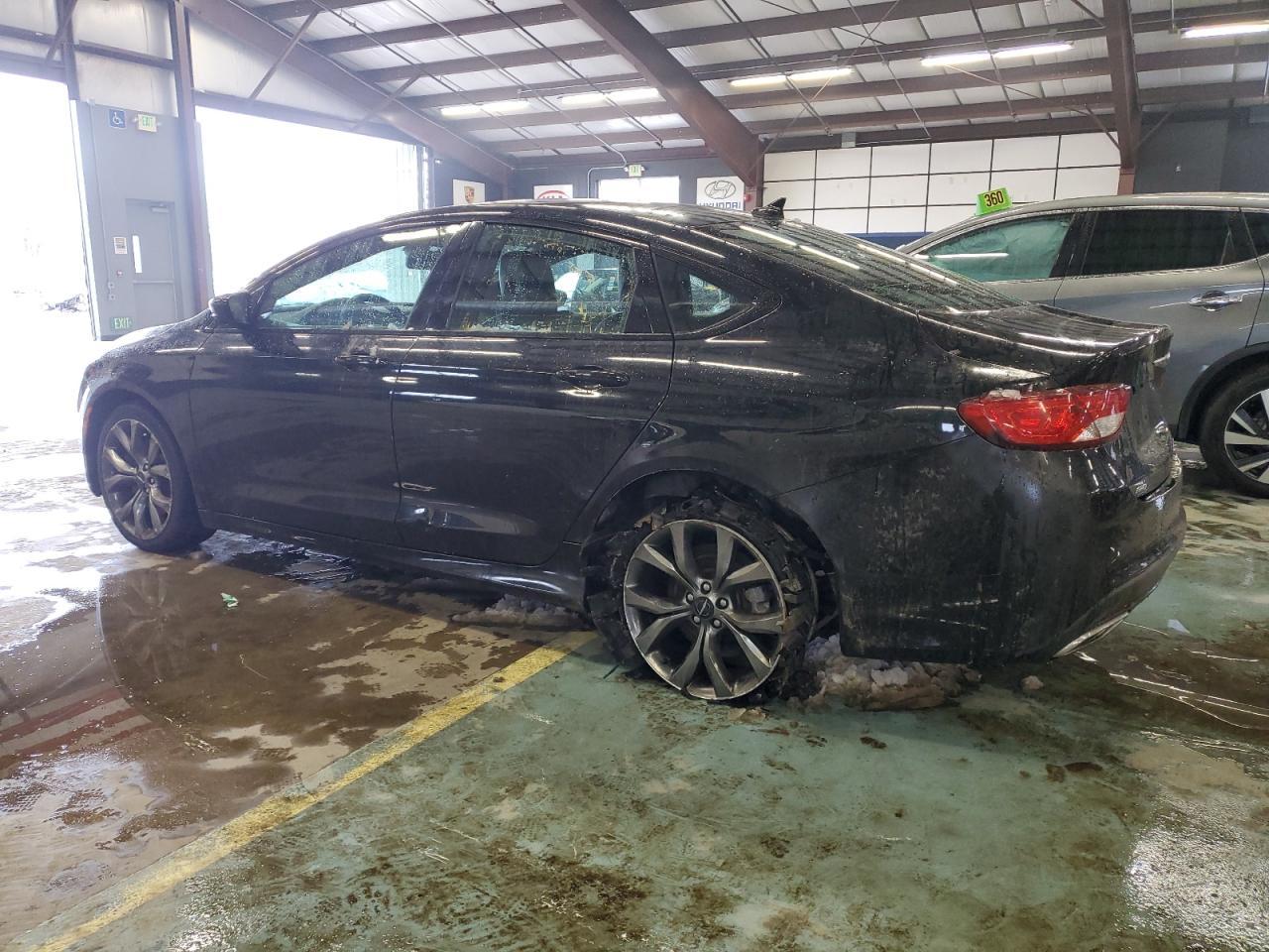 2015 CHRYSLER 200 S - Image 2