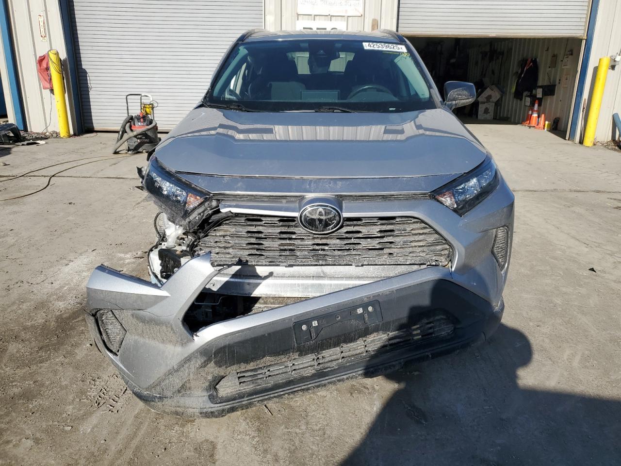2021 TOYOTA RAV4 LE - Image 5