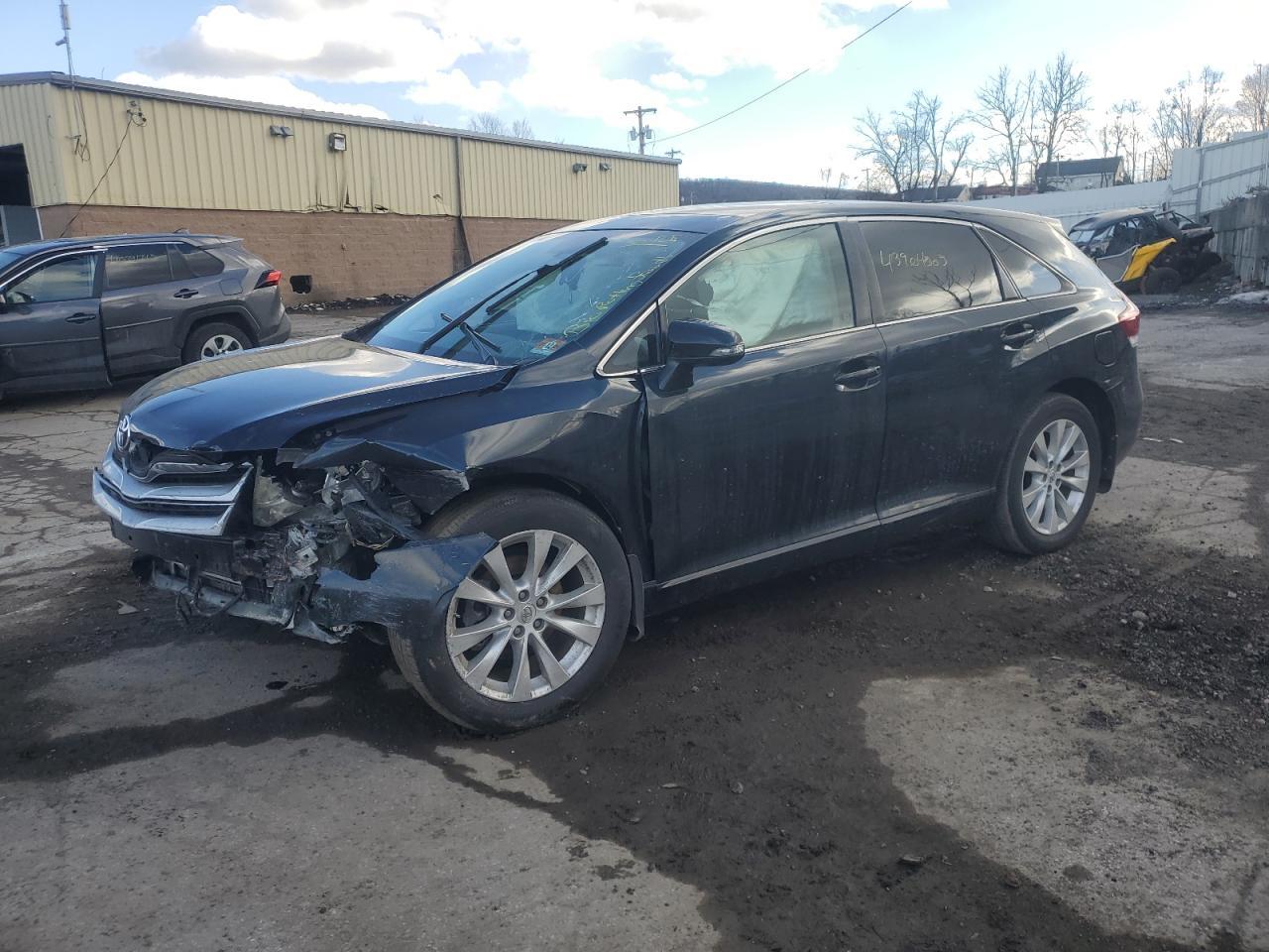 2013 TOYOTA VENZA LE