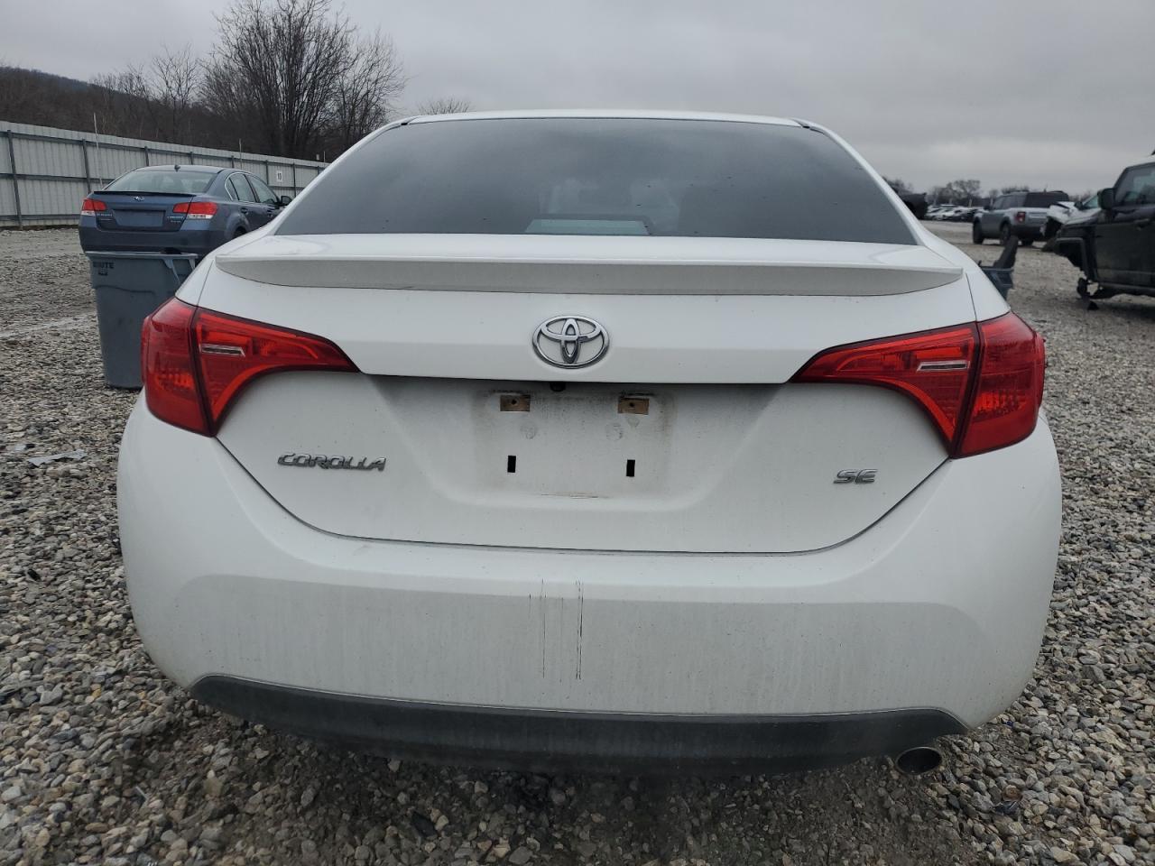 2018 TOYOTA COROLLA L - Image 6