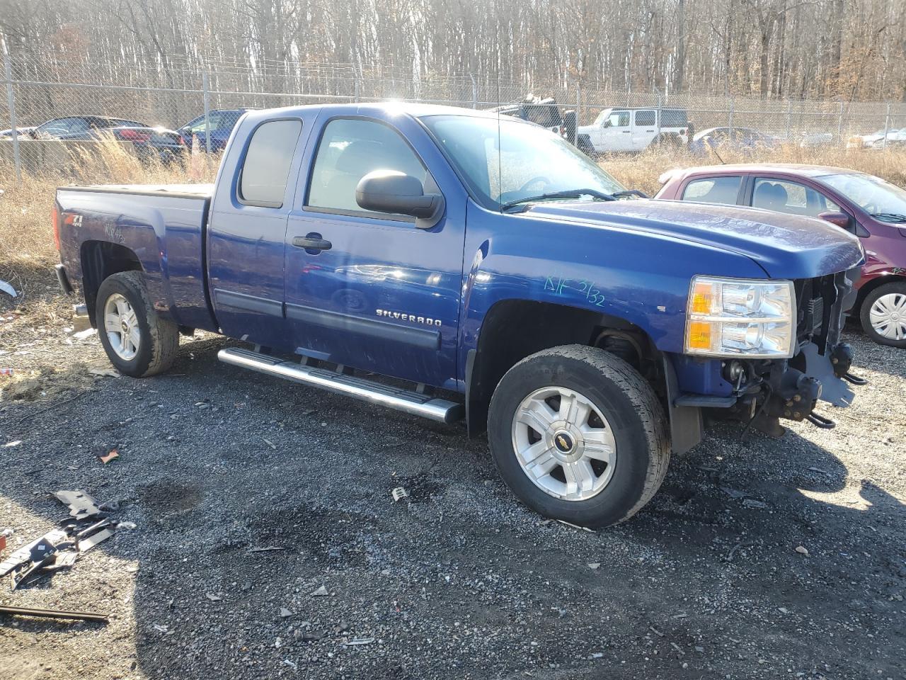 2013 CHEVROLET SILVERADO - Image 4