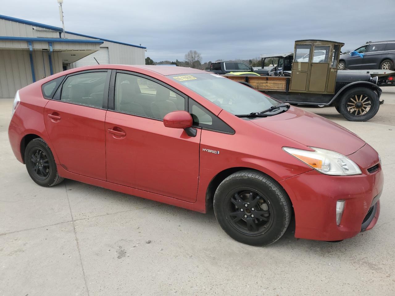 2015 TOYOTA PRIUS - Фото 4