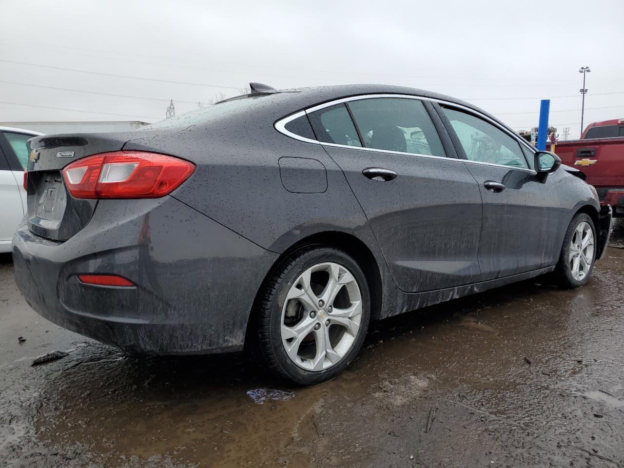 2017 CHEVROLET CRUZE PREM - Image 3