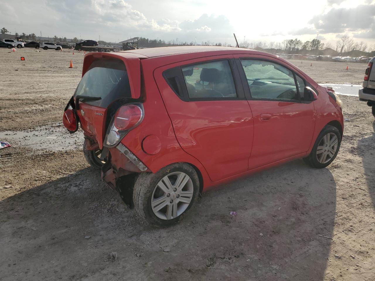 2014 CHEVROLET SPARK 1LT - Фото 3