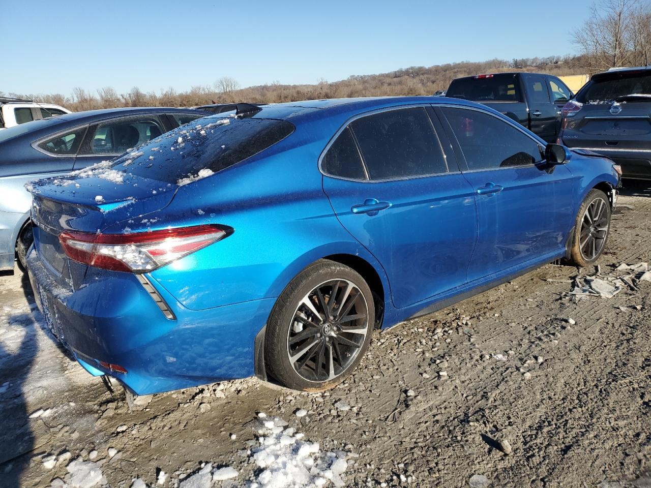 2018 TOYOTA CAMRY XSE - Image 3