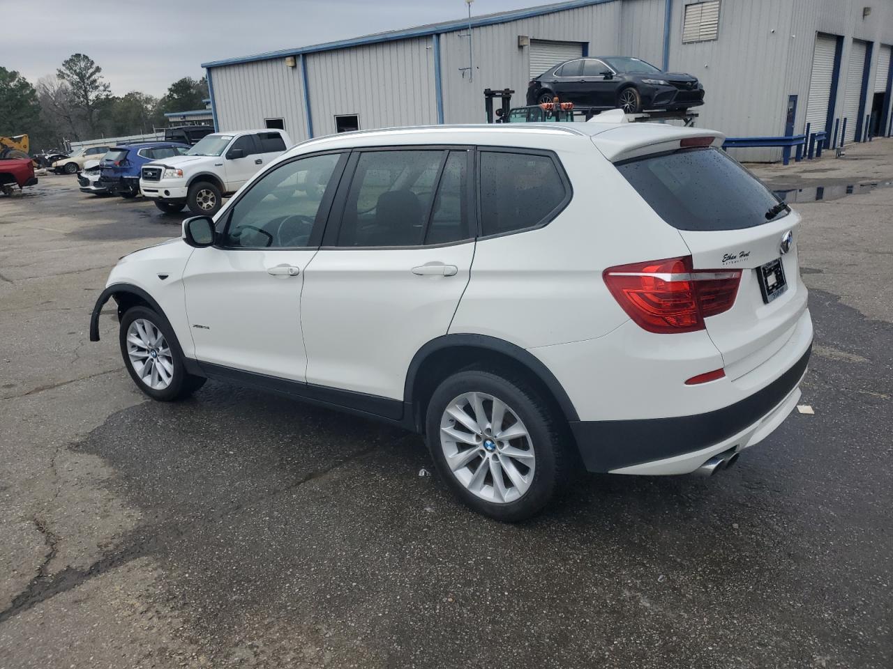 2014 BMW X3 XDRIVE2 - Image 2