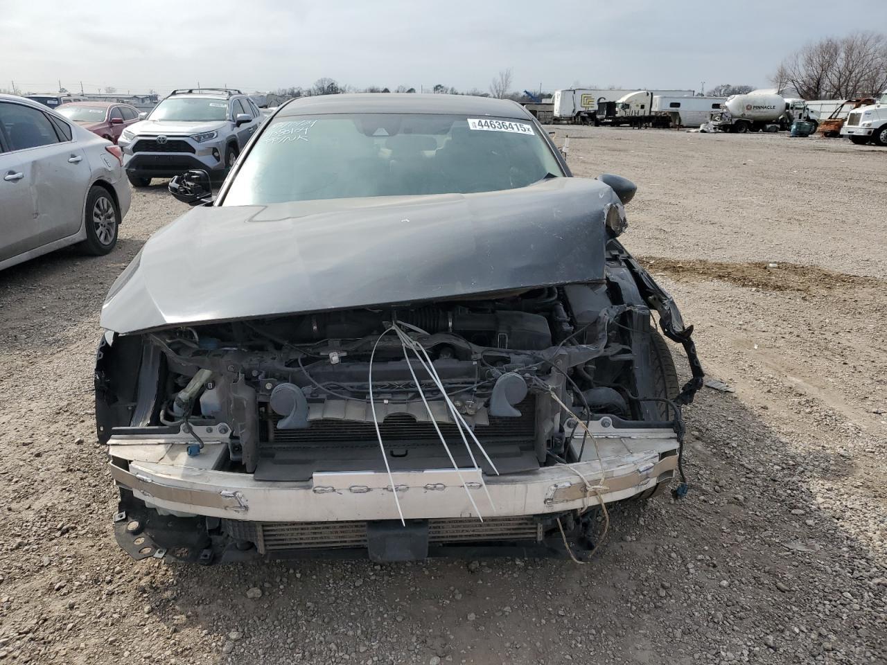 2018 HONDA ACCORD LX - Image 5